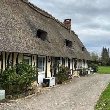 Chaumiere De Charme Cosy Saint-Éloi-de-Fourques Exterior foto